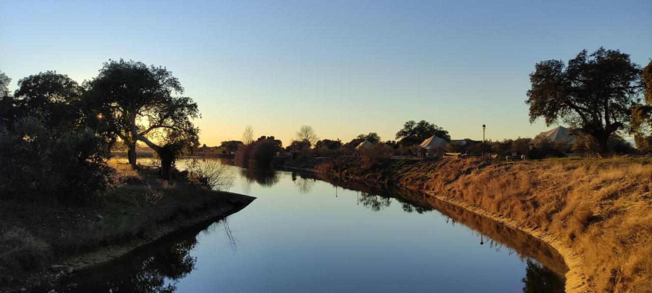 El Toril Glamping Experience Villa Parrillas Kültér fotó